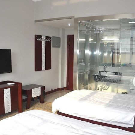 Hangjia Hotel Urumqi Eksteriør bilde